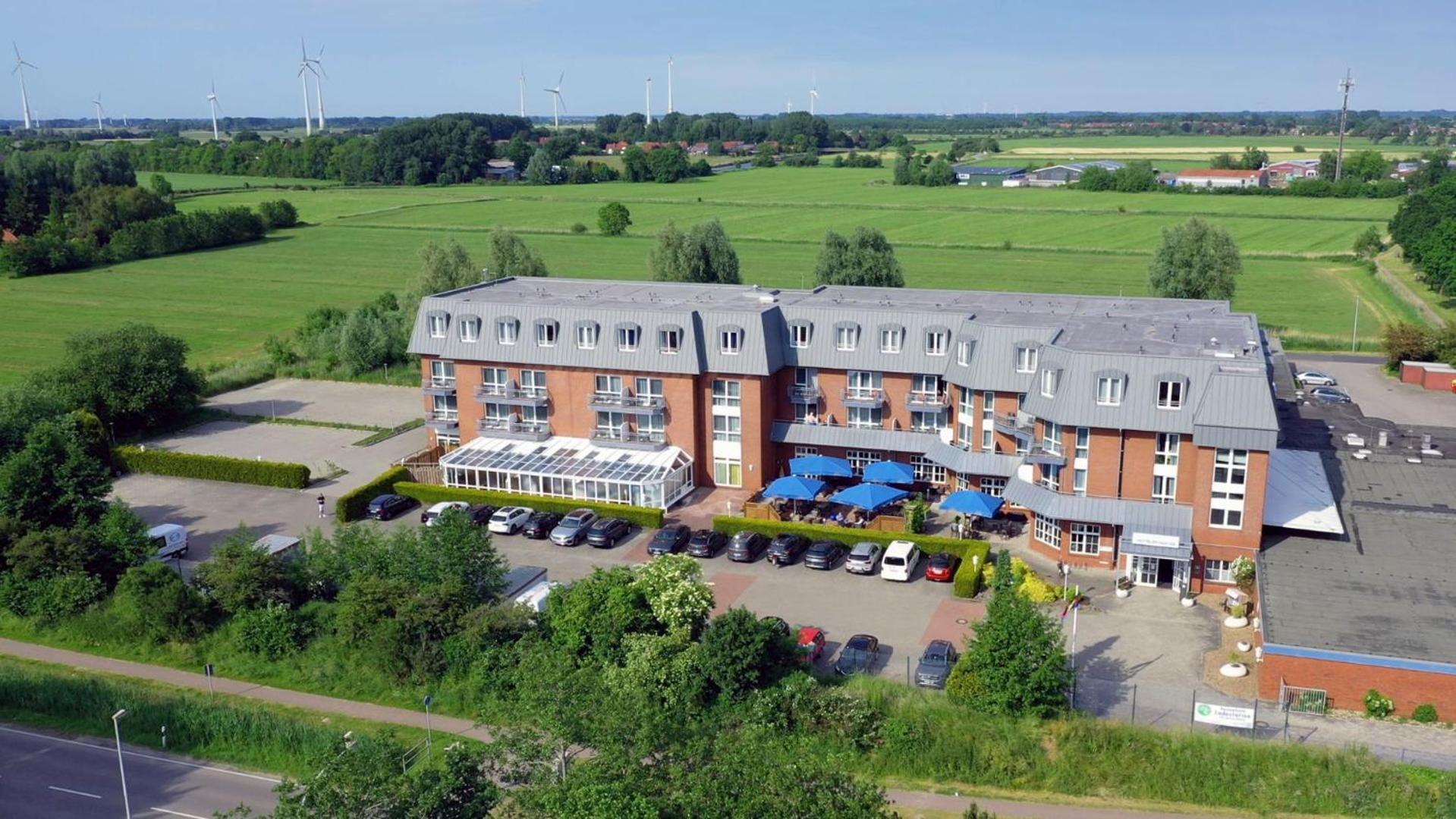 Hotel Novum Hinte Esterno foto